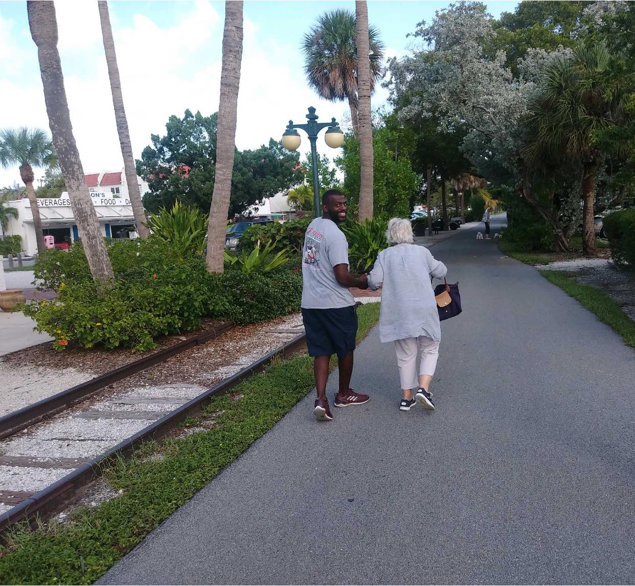 Efficient furniture moving companies in Tarpon Springs, FL Fast furniture moving in Tarpon Springs, FL