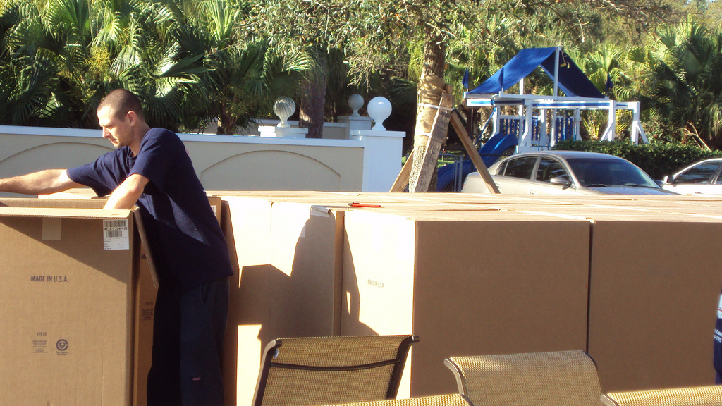 Stress-free furniture moving in Tarpon Springs area Furniture moving specialists in Tarpon Springs, FL